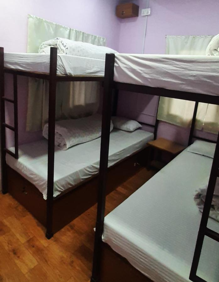 Margik Backpackers Hostel Pokhara Exterior foto