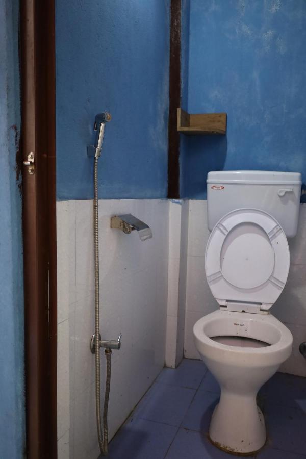 Margik Backpackers Hostel Pokhara Exterior foto